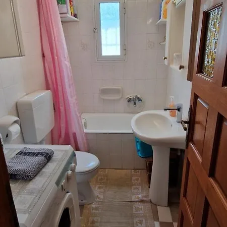 Perithia Cottage 펜션 Peritheia