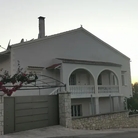 Perithia Cottage Dom wakacyjny
